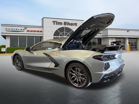 Used 2024 Chevrolet Corvette Stingray Coupe w/ Z51 Performance Package image 13