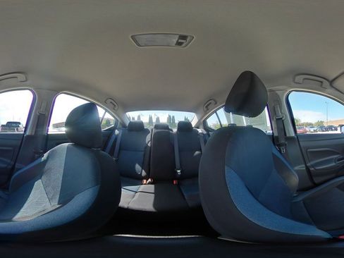 Used 2025 Nissan Versa SV FWD image 40