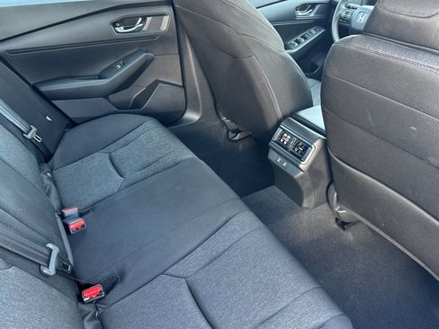 Certified 2025 Honda Accord LX image 29