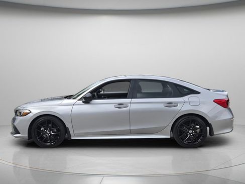 Certified 2024 Honda Civic Sport image 3