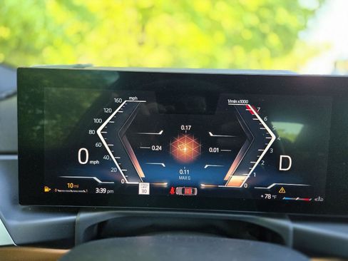 Used 2023 BMW 330i Sedan w/ Driving Assistance Package image 28