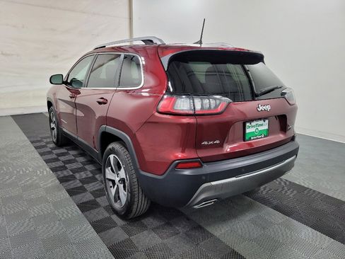 Used 2019 Jeep Cherokee Limited AWD/4WD image 5
