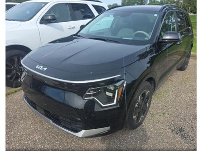 Used 2023 Kia Niro Wave w/ Wave Preserve Package