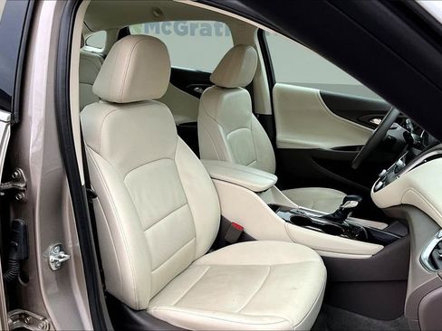 Used 2024 Chevrolet Malibu LT FWD image 28