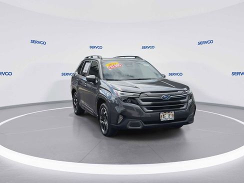 Used 2025 Subaru Forester Limited AWD/4WD image 2