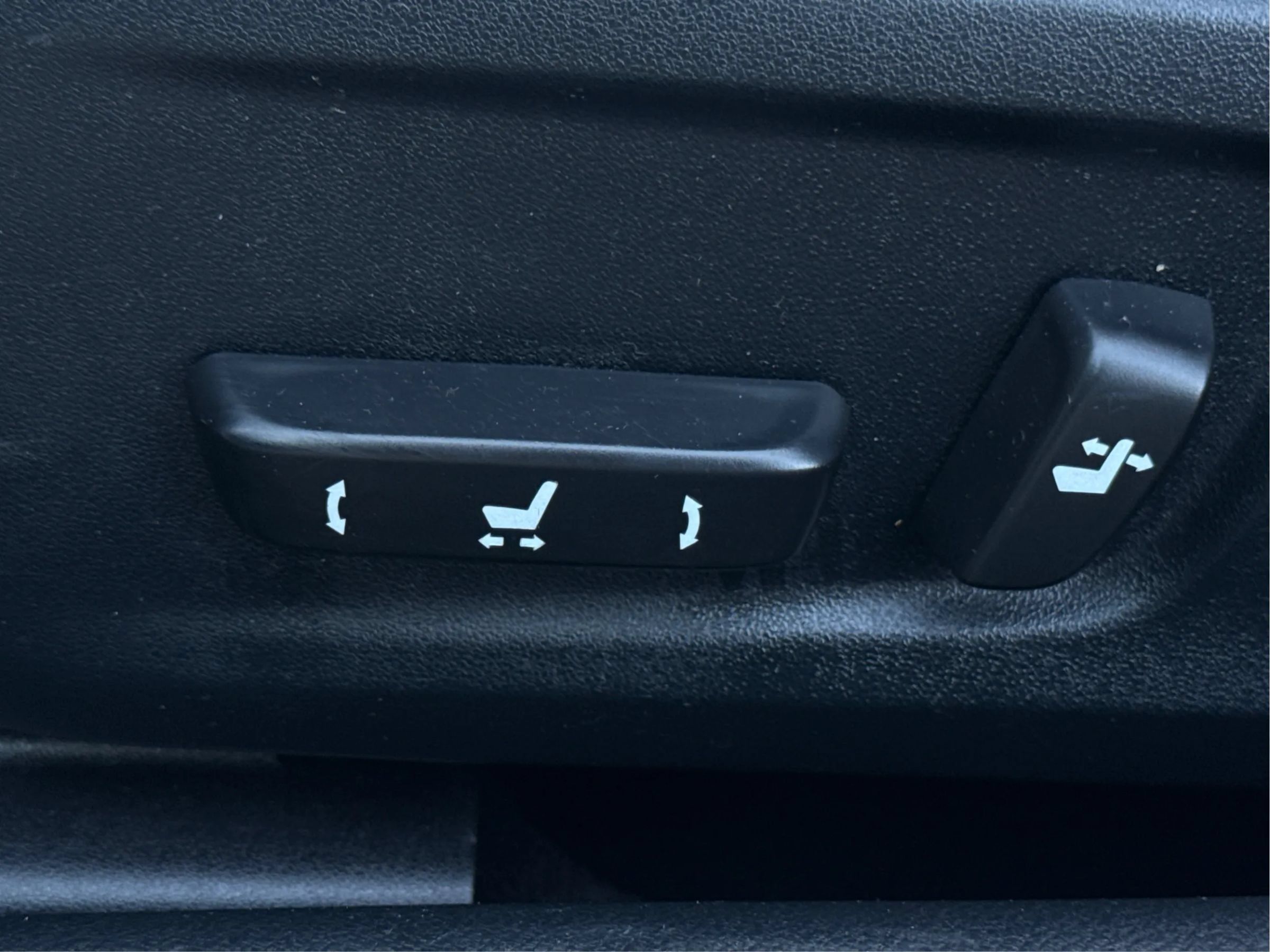 Used 2018 Lexus IS 300 w/ Accessory Package 2 RWD image 54