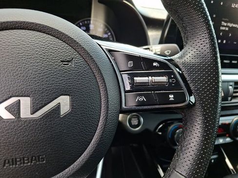 Used 2023 Kia Forte GT-Line w/ GT-Line Premium Package FWD image 23