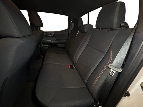 Used 2020 Toyota Tacoma TRD Sport image 13