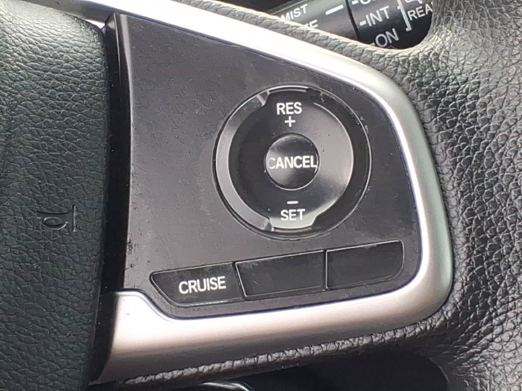Used 2019 Honda CR-V LX image 10