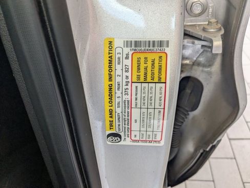 Used 2017 Ford Escape Titanium FWD image 15