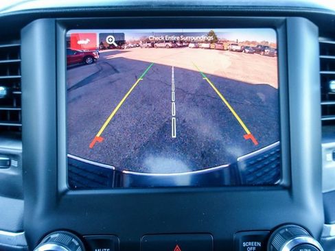 Used 2024 RAM 2500 Big Horn w/ Bed Utility Group image 27