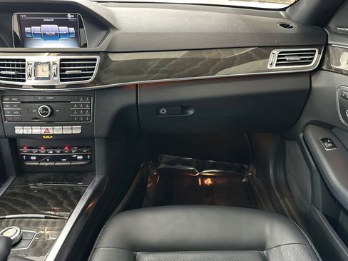 Used 2016 Mercedes-Benz E 350 Sedan w/ Premium Package image 31