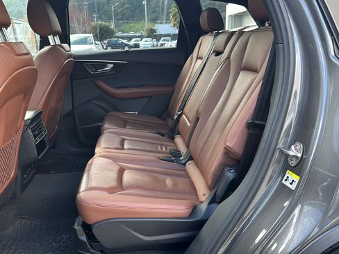 Used 2021 Audi Q7 3.0T Premium Plus w/ Executive Package image 14