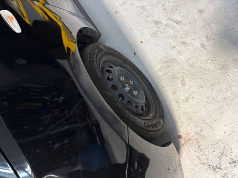 Used 2024 Mitsubishi Mirage ES FWD image 2
