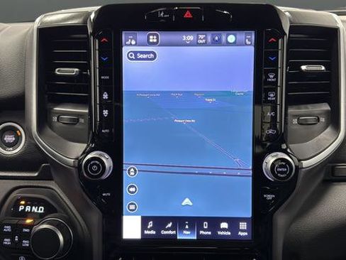 Used 2025 RAM 1500 Big Horn image 14