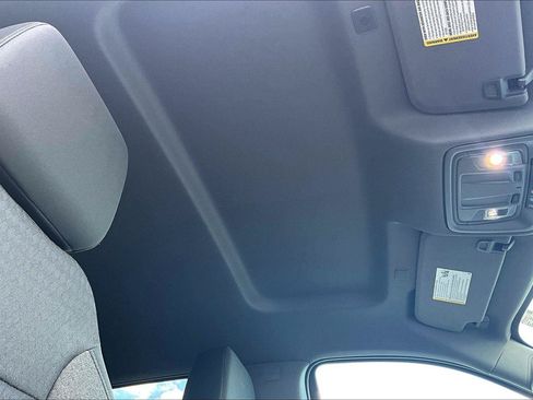 Used 2023 Chevrolet Silverado 1500 LT AWD/4WD image 23