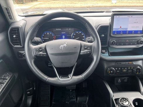 Used 2023 Ford Bronco Sport Badlands image 5
