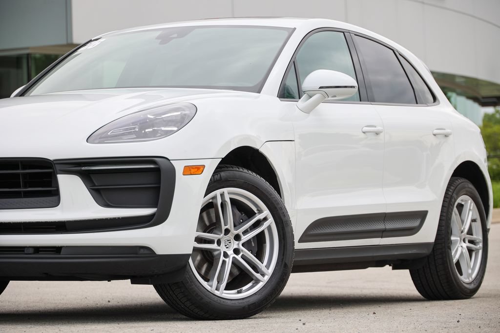 Certified 2026 Porsche Macan AWD/4WD image 25