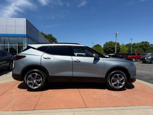 Used 2023 Chevrolet Blazer LT w/ Convenience Package FWD image 7