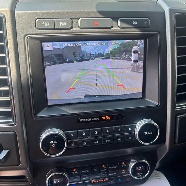 Used 2019 Ford Expedition XLT w/ Equipment Group 202A AWD/4WD image 25