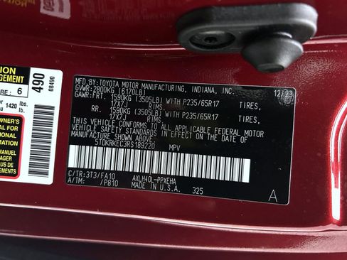 Used 2024 Toyota Sienna LE image 26