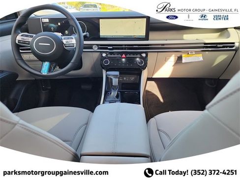 New 2025 Hyundai Tucson SEL image 11