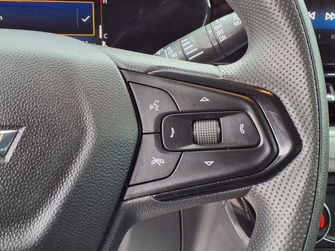 Used 2025 Chevrolet TrailBlazer LT FWD image 7