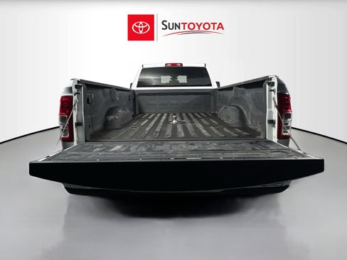 Used 2024 RAM 3500 Big Horn image 34