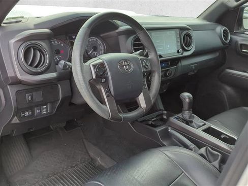 Certified 2023 Toyota Tacoma TRD Off-Road image 11