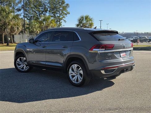 Used 2020 Volkswagen Atlas Cross Sport SEL image 4