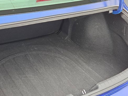 Used 2023 Hyundai Elantra SEL image 8