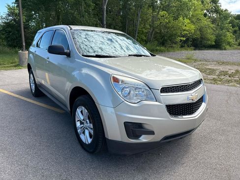 Used 2014 Chevrolet Equinox LS FWD image 3