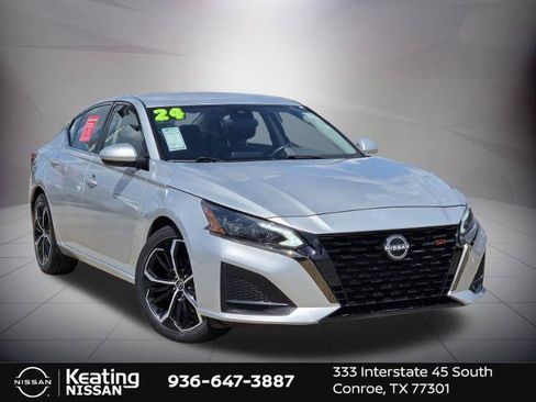 Certified 2024 Nissan Altima 2.5 SR FWD image 3