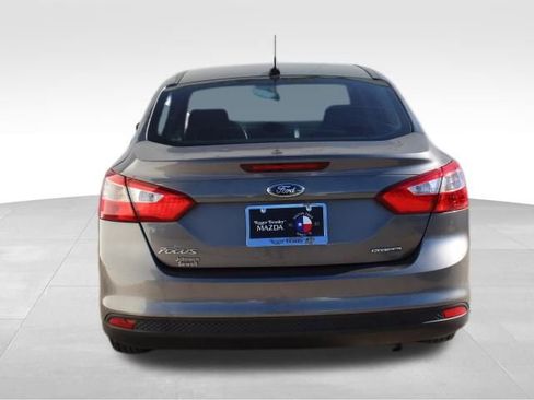 Used 2013 Ford Focus S image 7