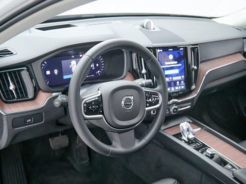 Certified 2023 Volvo XC60 B6 Ultimate w/ Climate Package AWD/4WD image 13