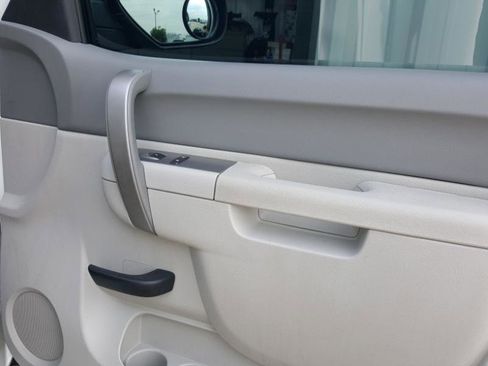 Used 2013 Chevrolet Silverado 2500 W/T image 24