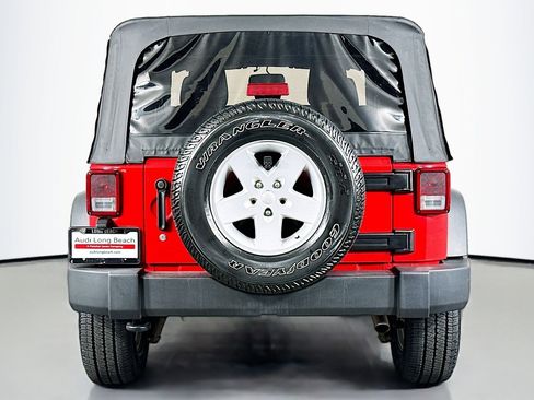 Used 2017 Jeep Wrangler Sport w/ Quick Order Package 24S AWD/4WD image 3