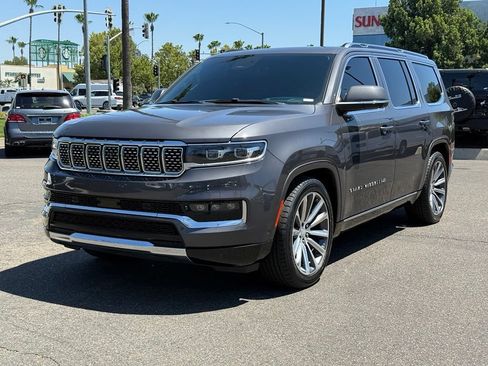 Used 2022 Jeep Grand Wagoneer Series II w/ Rear Seat Video Group 1 AWD/4WD image 10