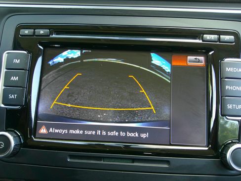 Used 2015 Volkswagen Passat 1.8T Limited Edition image 25