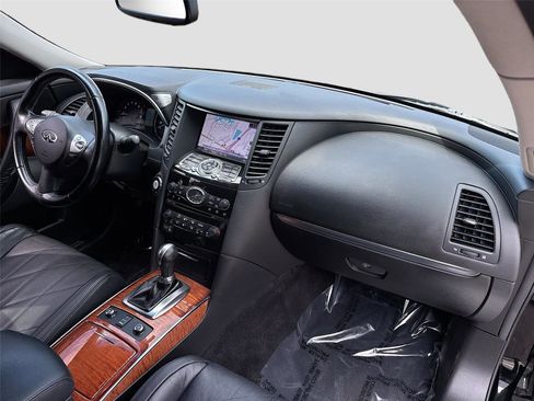 Used 2014 INFINITI QX70 AWD w/ Premium Package image 31