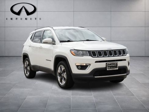 Used 2020 Jeep Compass Limited AWD/4WD image 3