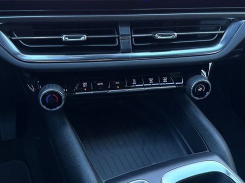 New 2026 Chevrolet Equinox EV LT image 21