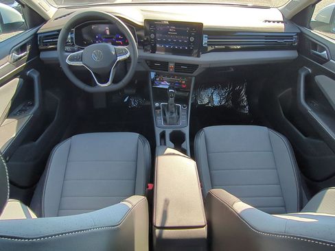 New 2025 Volkswagen Jetta SE image 16