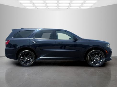 Used 2025 Dodge Durango GT AWD/4WD image 2