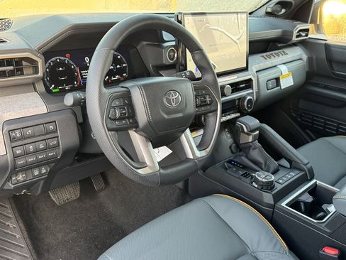 New 2025 Toyota 4Runner Trailhunter image 16