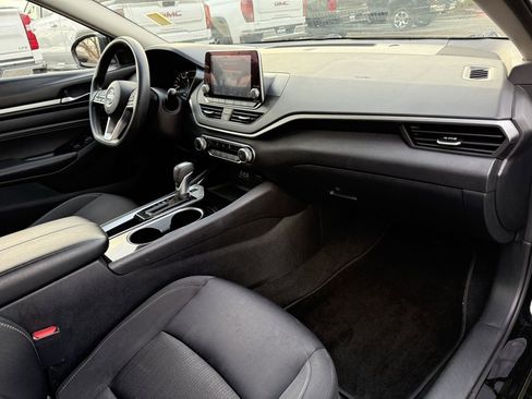 Used 2021 Nissan Altima 2.5 SV image 32