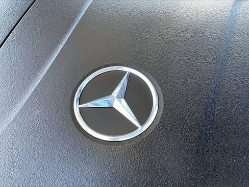 Used 2025 Mercedes-Benz CLE 300 4MATIC Coupe image 34