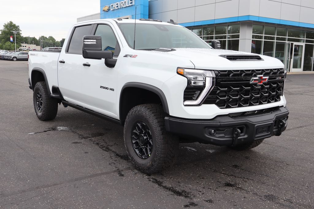 New 2026 Chevrolet Silverado 2500 ZR2 w/ ZR2 Bison Edition AWD/4WD image 2