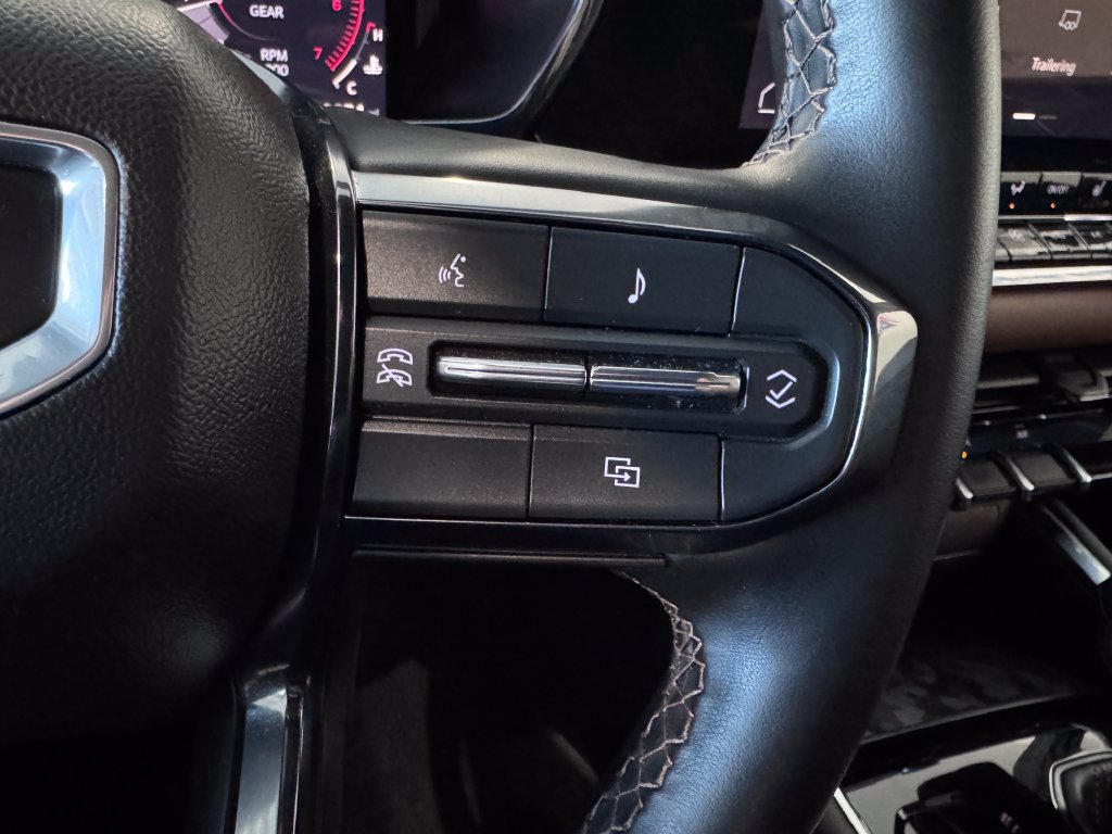 Certified 2024 GMC Canyon AT4 AWD/4WD image 16