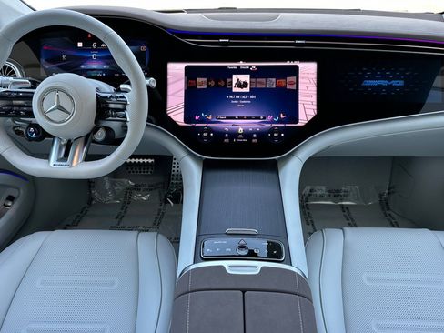 New 2025 Mercedes-Benz EQS AMG 4MATIC image 11